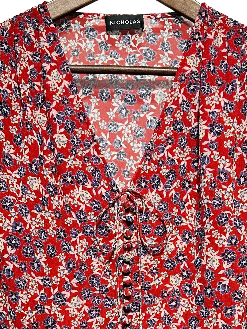 NICHOLAS 100% Silk Red Floral Blouse Ruffle Bell Sleeve Lace Up Sheer XS - Picture 2 of 6